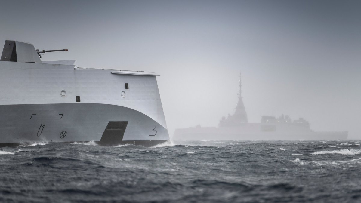 navalgroup's tweet image. First to float. First to fight. 
No promises: just hard steel.

#NoFilter #FDI
(c) @ewan_foto