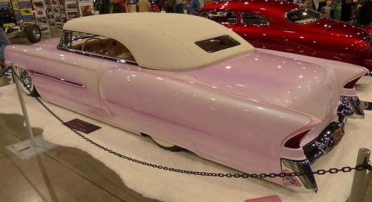 fairiehaze's tweet photo. 1951 packard 'Caribbean' kustom https://t.co/Gecq8WwSSL