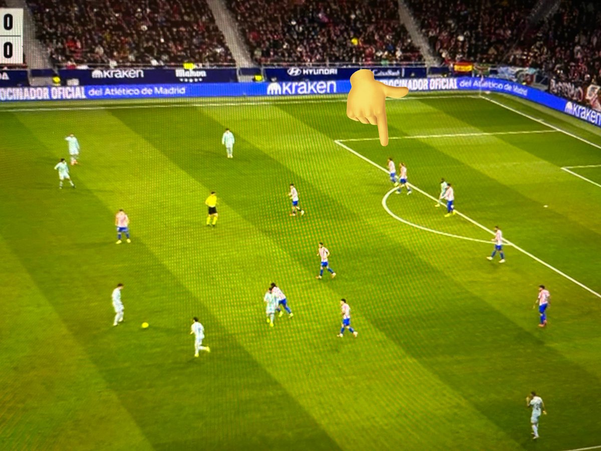 Giuliano defendiendo a Llorente! No se de que nos quejamos ….