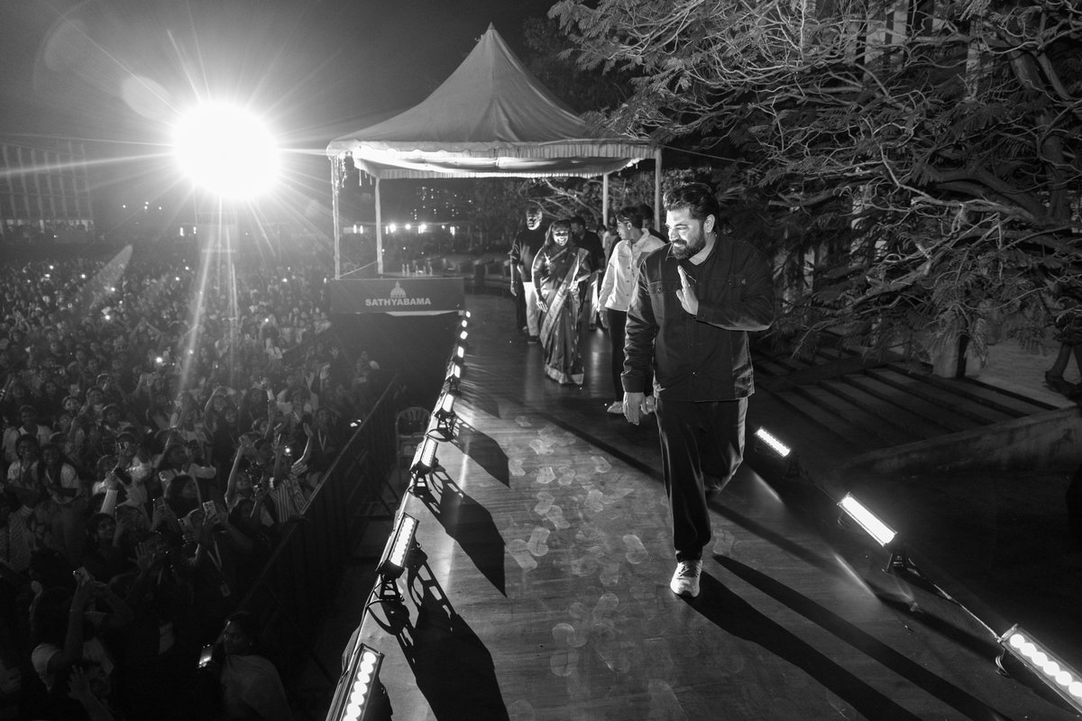 Nivin Pauly tweet media