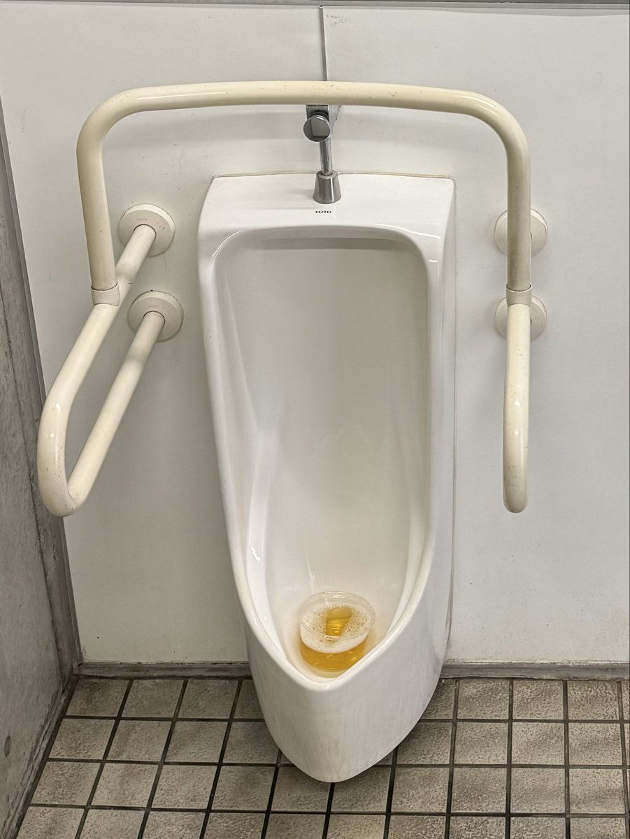 MyOwnGarbage tweet media