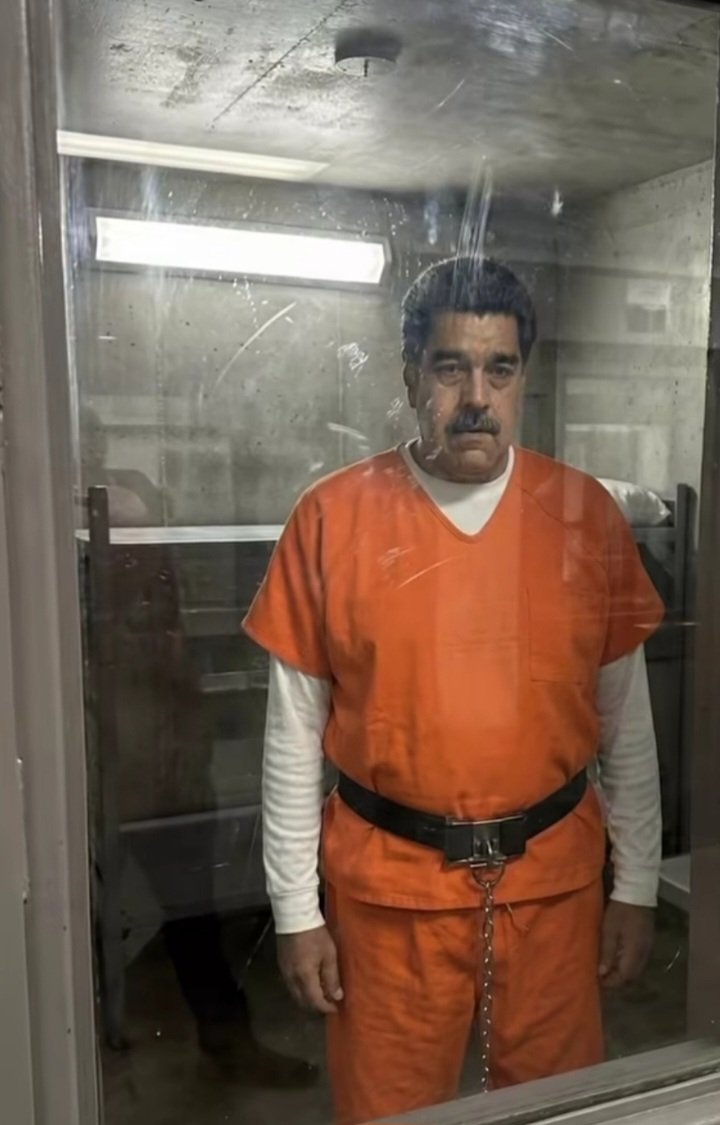 דָּוִד tweet media