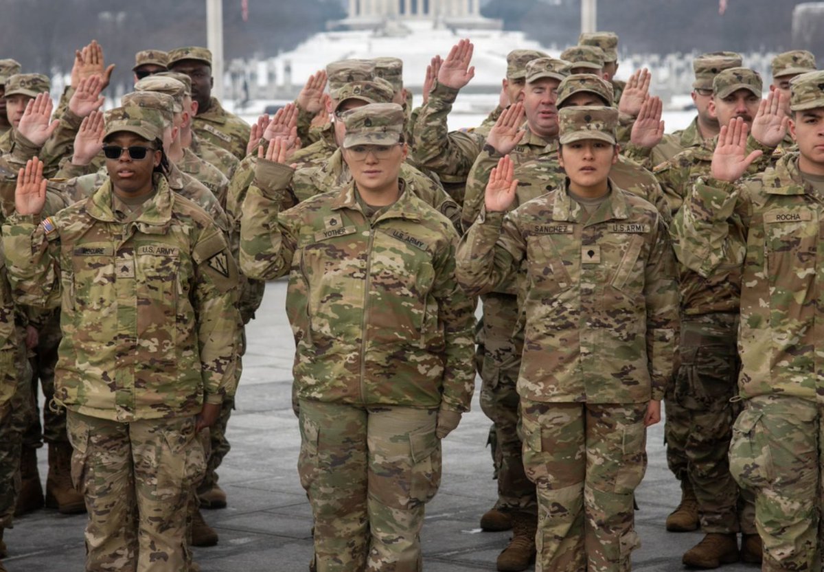 #ICYMI: @SecWar administered the reenlistment of 105 National Guardsmen at the Washington Monument — America’s finest recommitting to serve their nation while supporting the D.C. Safe and Beautiful mission! https://t.co/odOuVXPzLo