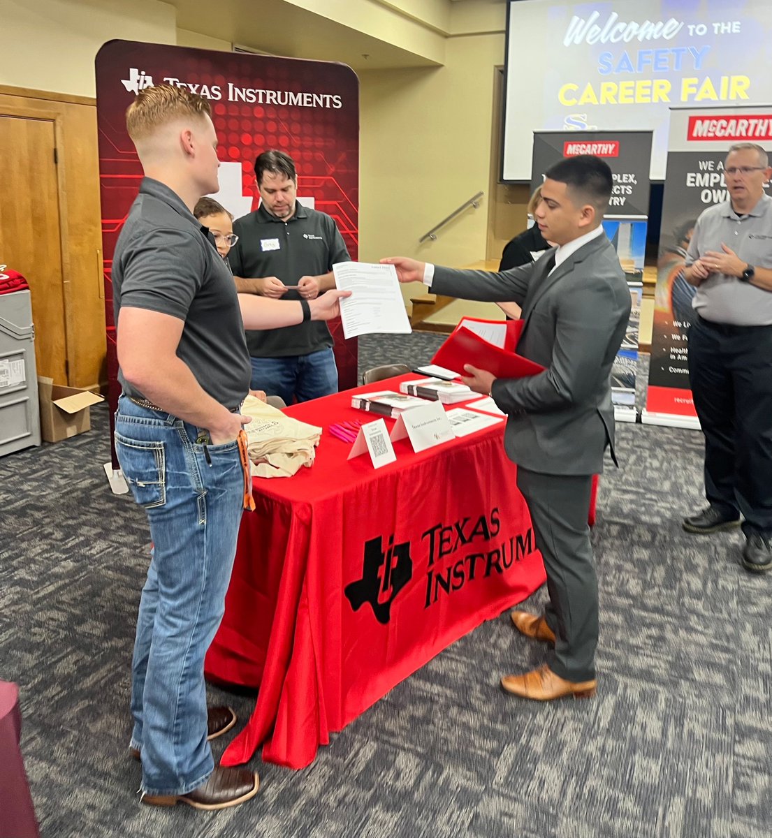 SE Career Center tweet media