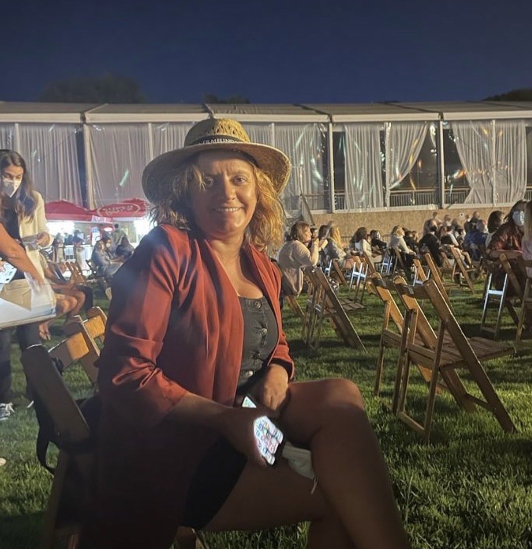 aiqueparvo's tweet photo. Água. Terra. Fogo. Ar. Há muito tempo, as quatro nações viviam juntas em harmonia (…). Somente o Avatar, mestre dos quatro elementos, poderia detê-los, mas quando o mundo mais precisou dele, ele desapareceu. Cem anos se passaram e meu irmão e eu descobrimos o novo Avatar na CMTV https://t.co/CwepjSDNC6