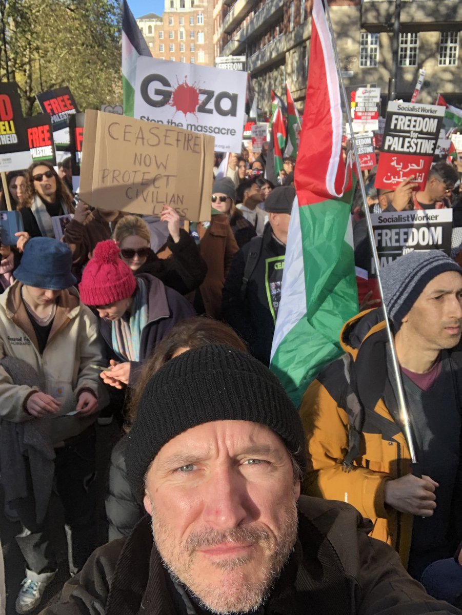 Bertie Carvel, who plays Baelor 'Breakspear' Targaryen in A Knight of the Seven Kingdoms, is an anti-genocide activist and a supporter of Palestine.