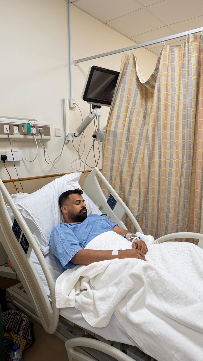 كل من يشاهد هذه التغريدة دعواتكم بالشفاء العاجل 

للإعلامي وليد سعيد بعد تعرضه لجلطة وإجراءه عملية قسطرة في القلب

مايشوف شر وقدامه العافيه ♥️