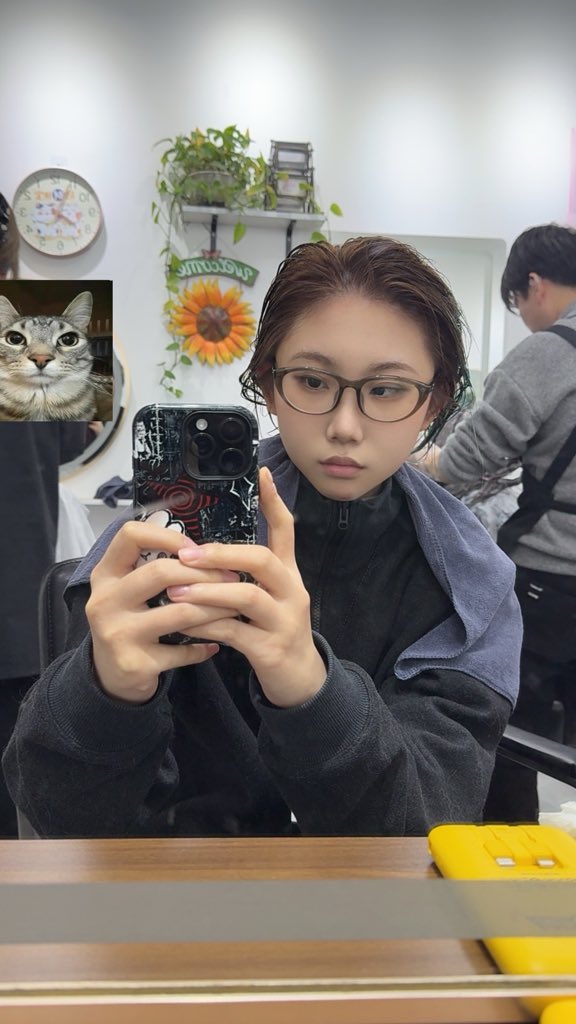 yukiy006's tweet photo. 染发！#女同性戀 #wlw #t #m https://t.co/4dF17MZDNv