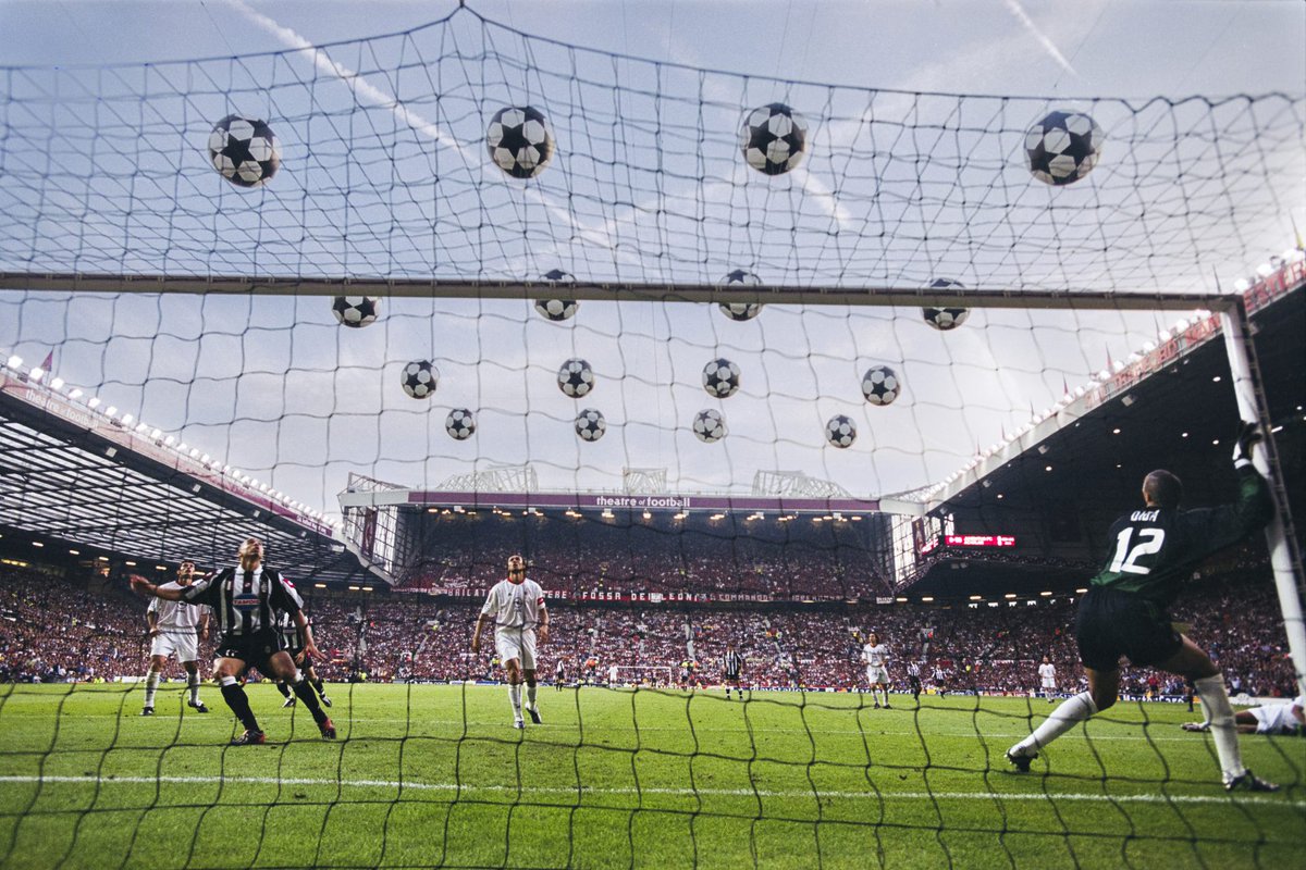 Copa90's tweet photo. Peter Robinson made sports photography an art form.
🎨⚽️ https://t.co/Hu5H1aY8tl