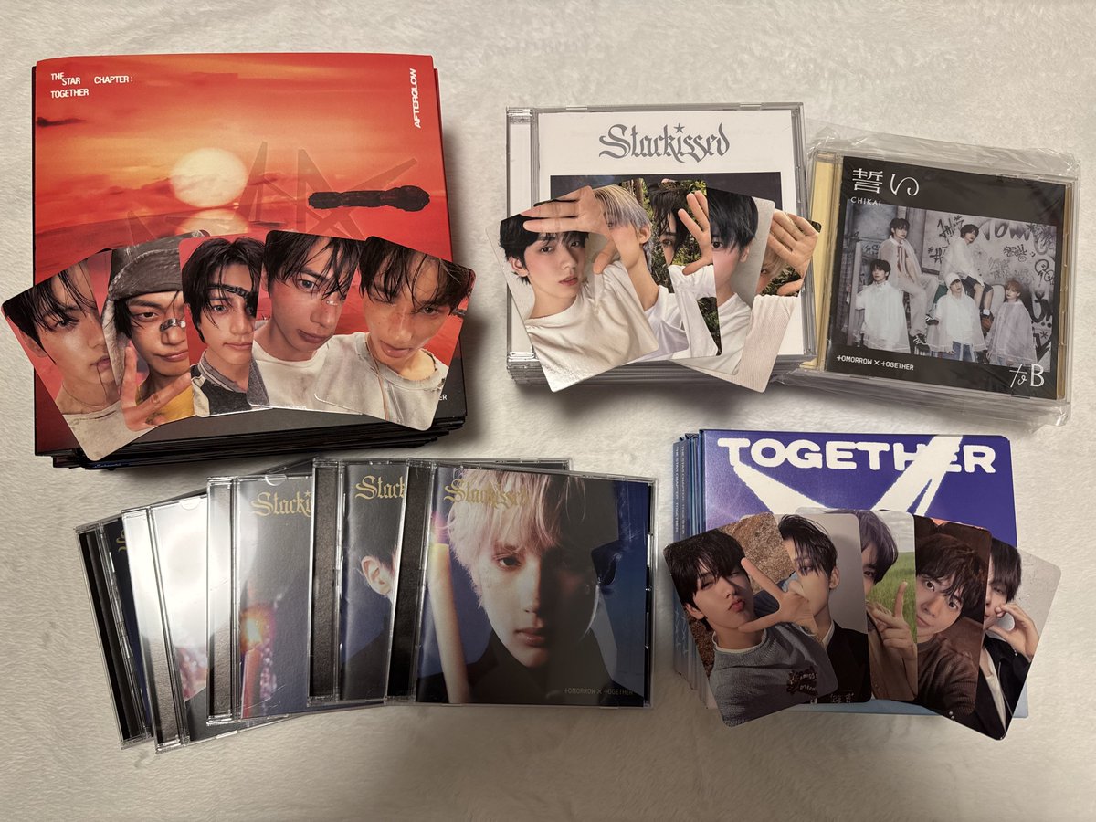 1004_kth's tweet image. 𖤐·̩͙ ACT:TOMORROW in KL freebies 𖤐·̩͙

📅 14 Feb 2026
📍 Axiata Arena

⭐︎no need to trade! just come say hi
⭐︎all opened (give you the pc too)
⭐︎limited quantity 
⭐︎fcfs

leave the comment which one you want!!

#TXTinKL #ACT_TOMORROW_in_KL