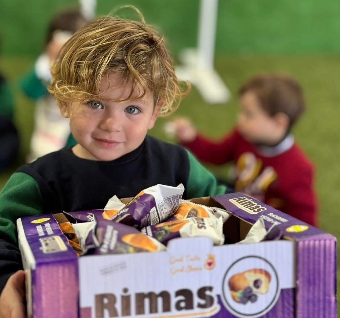 sahouraxo's tweet image. Israel killed this little angel in South Lebanon today.

No headlines. No condemnation. No global outcry.

Not a whisper from the ‘international community.’

Every time Israel mass murders children, in Lebanon and Palestine, the world pretends it didn’t happen, again and again.