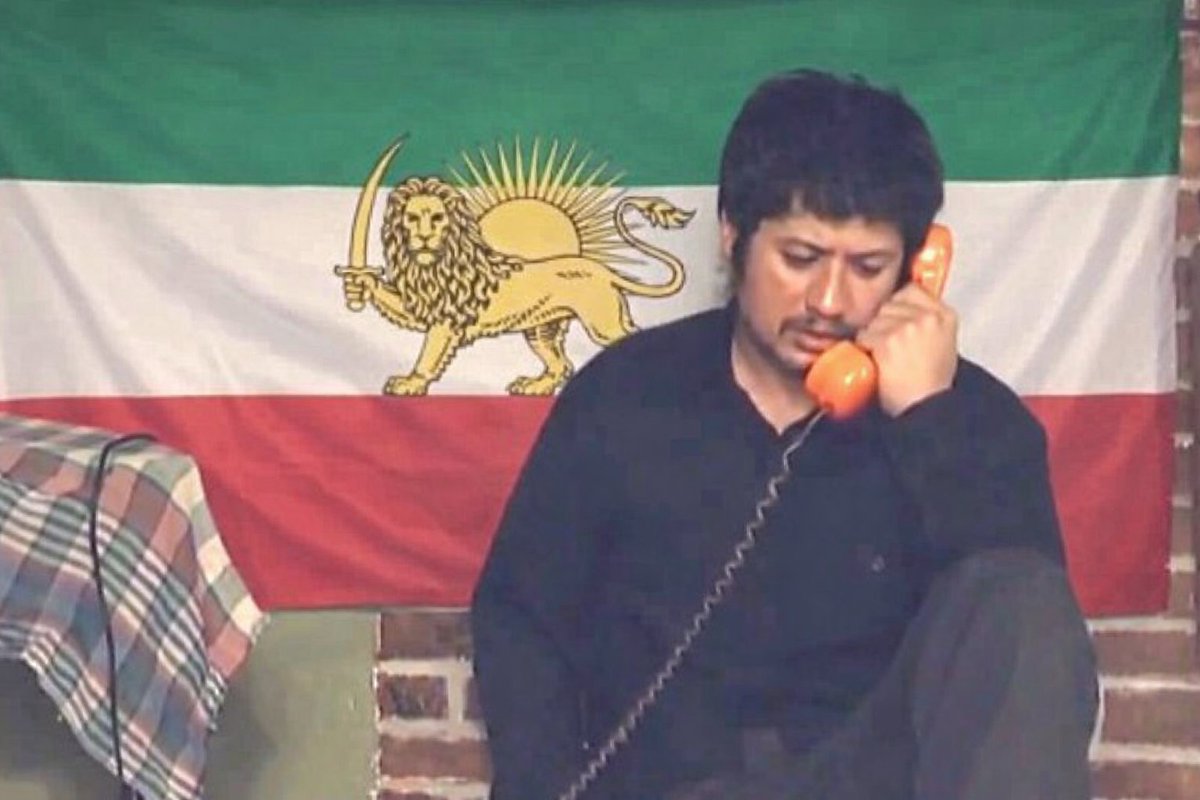 Sajaddailies's tweet image. هیچی سلامتی. از نهاد پادشاهی اومدن چکمون کنن.