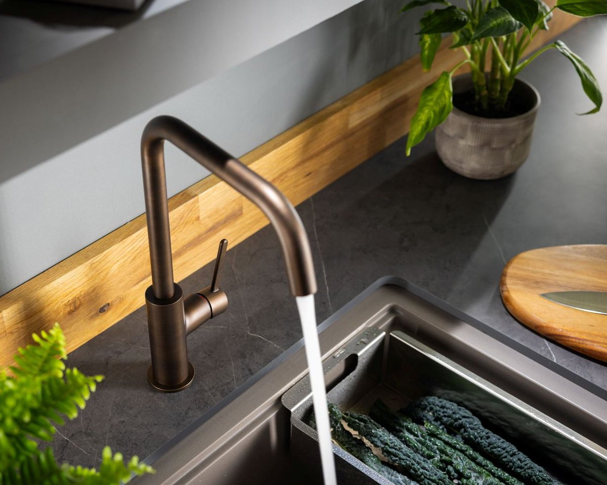 Bathroomreview's tweet image. Abode returns to KBB 2026 with new product launches.
shorturl.at/PrUMG
@abodehome 
#kitchentaps #kitchendesign