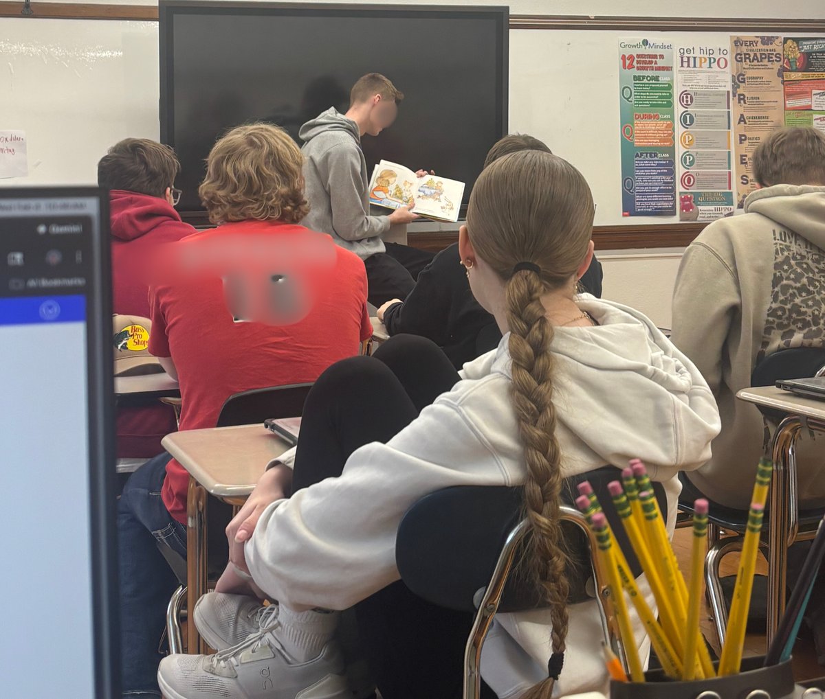 Mr. Hubel tweet media