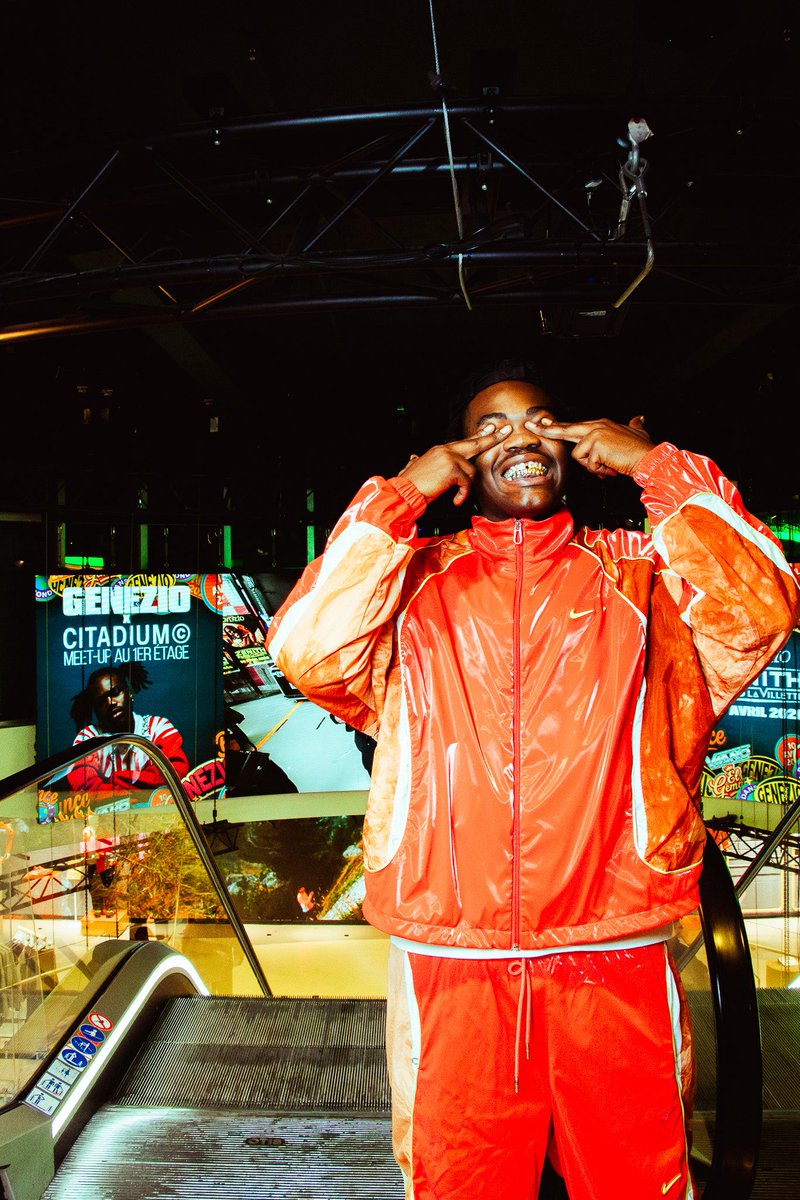 Marie⭐️ tweet media