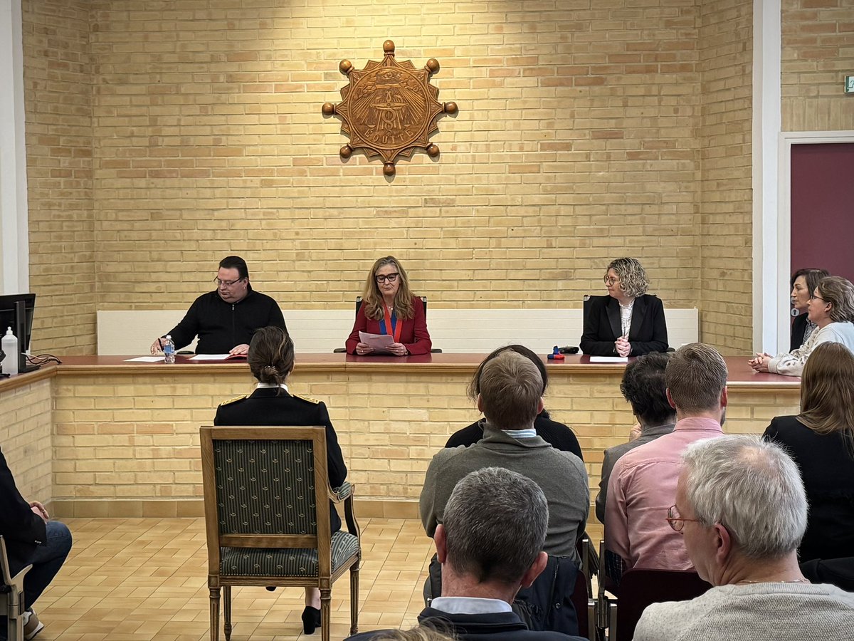 Image de Préfet Pas-de-Calais - Sophie Pagès, sous-préfète de l'arrondissement de Saint-Omer, a participé, ce jour, à l'audience sol