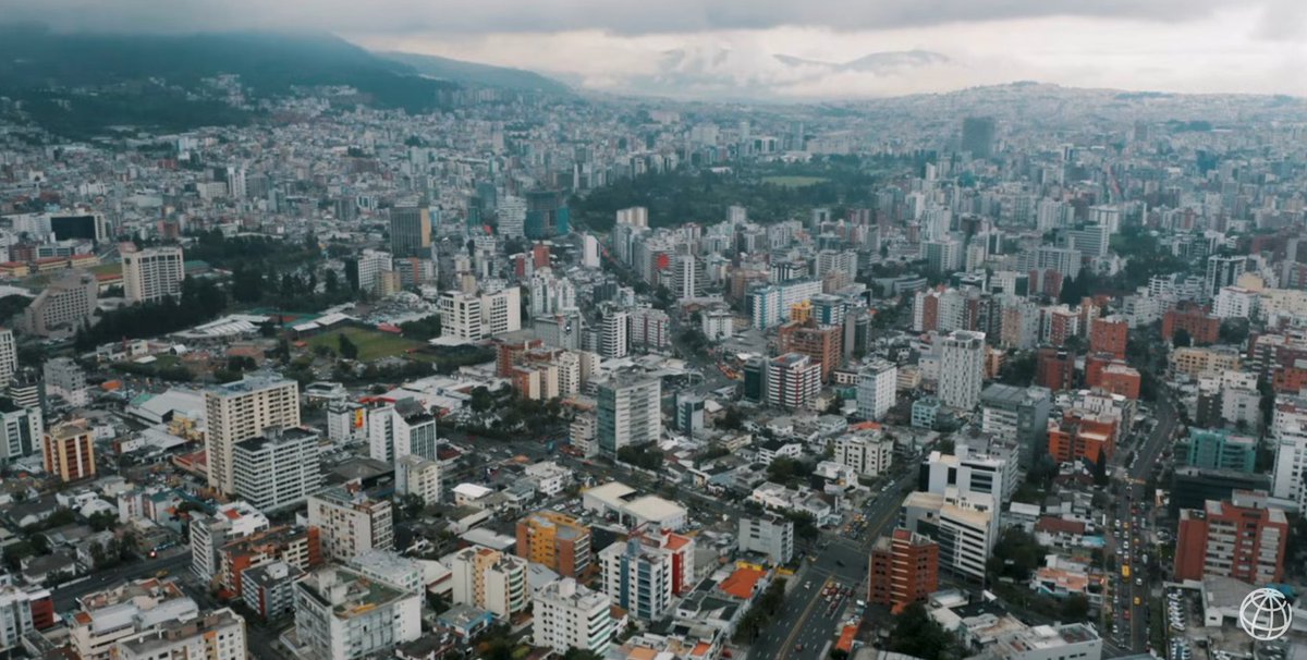 BorisWeber's tweet photo. #Ecuador frente a los desafíos del desarrollo.

La nueva edición de #PuenteAlConocimiento reúne historias y datos clave sobre equidad, talento y bienestar, conectando al país con los debates de #AmLat.

👉 Lee el newsletter y suscríbete 👩‍💻
https://t.co/fgJxXizbCn https://t.co/3T4QAfvPNa