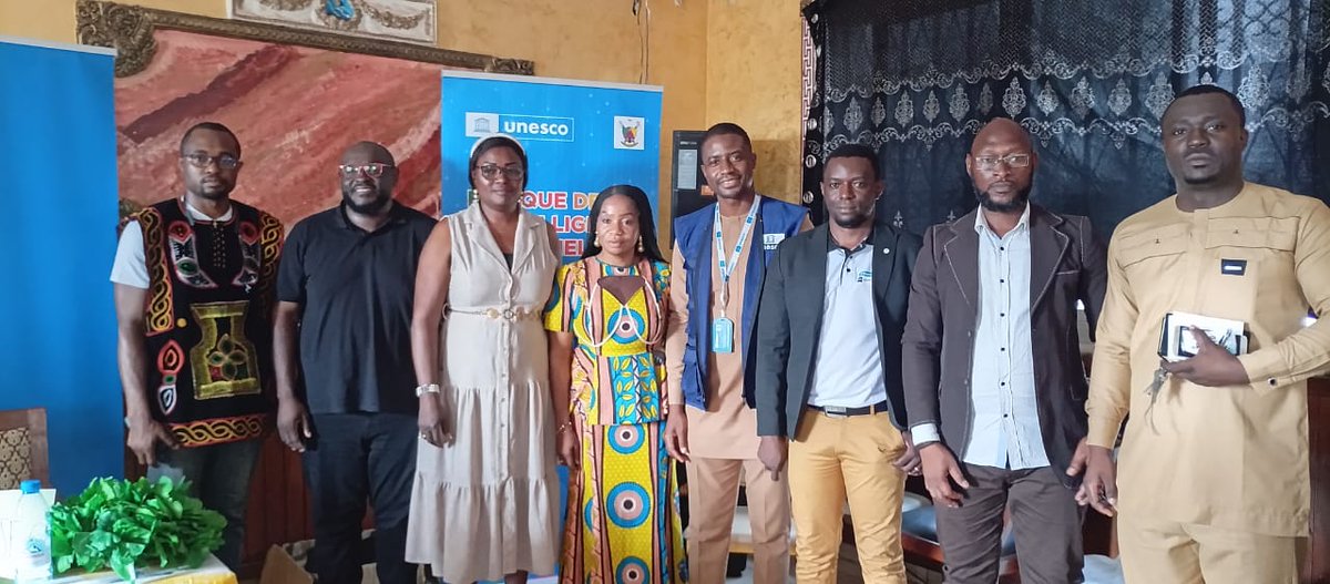 fabrice_makem's tweet photo. 📸 Atelier Éducation aux Médias &amp; Intelligence Artificielle
Sur invitation de la @Minjec00237 (Yaoundé 3) et de @UnescoYaounde, avec @mbelamout, nous avons échangé avec près de 200 jeunes sur la désinformation et les compétences #EMI pour y faire face.
🇨🇲✨ #FêteDeLaJeunesse2026 https://t.co/MW7WBRmLP2