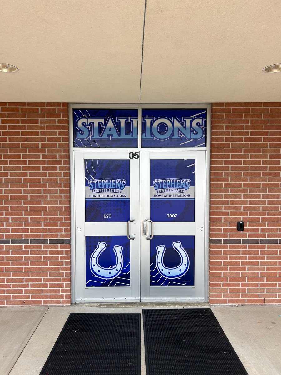 Sign Champ tweet media