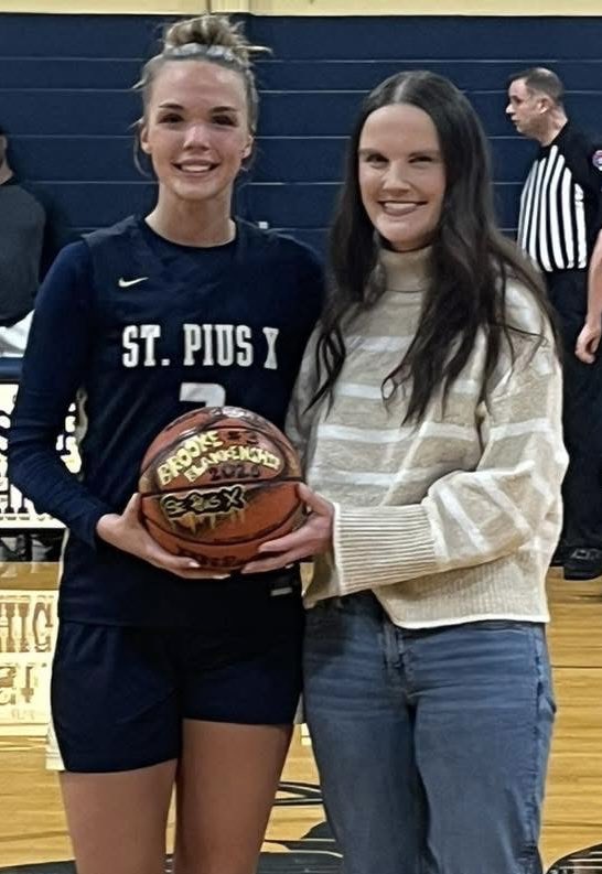 St. Pius X Girls Basketball tweet media
