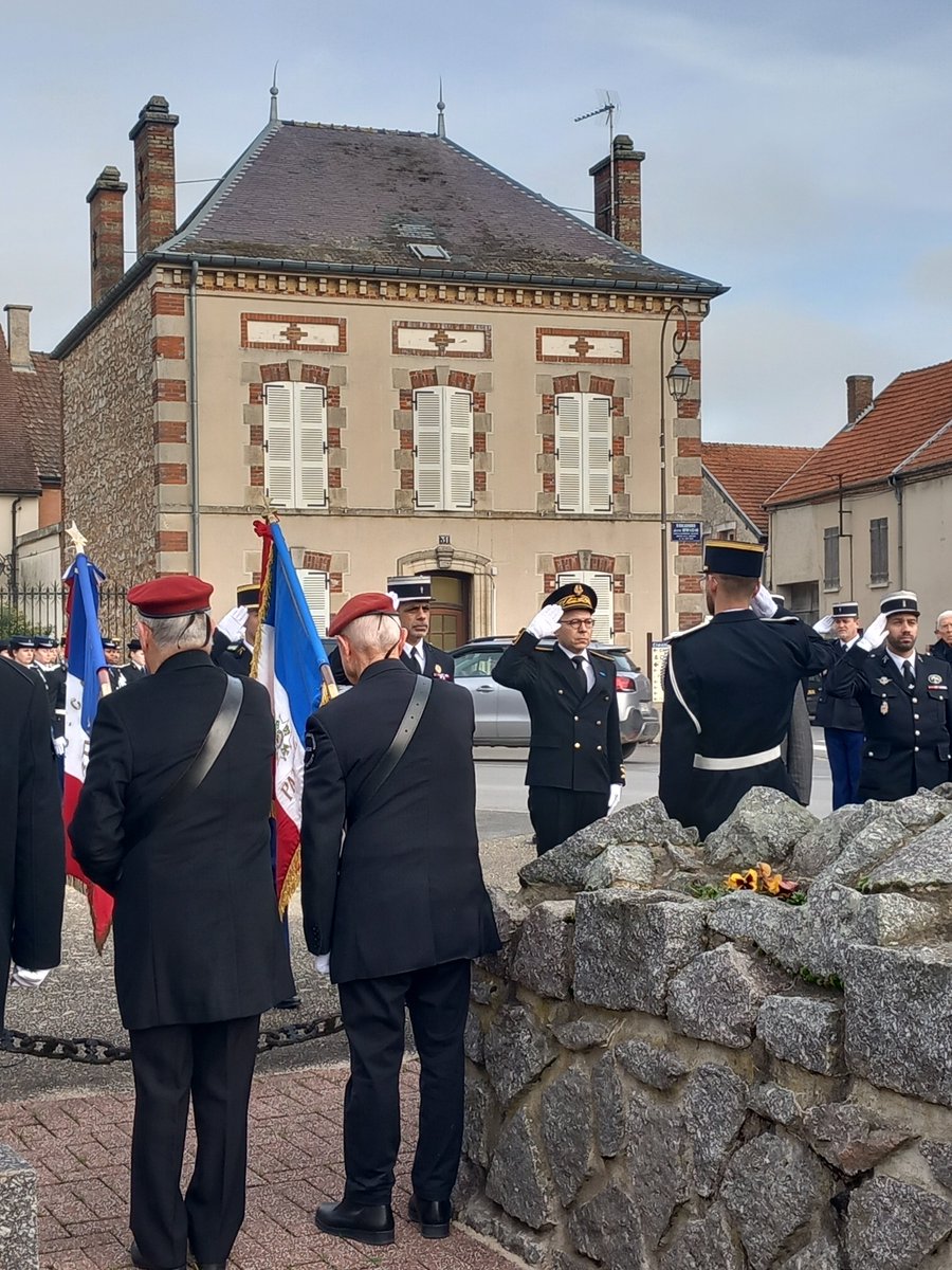 Image de Préfet de la Marne - 🇫🇷 #Hommage #Transmission I La Promotion "Henri Bonsergent"

À Blancs-Coteaux, le sous-préfet d’Ép