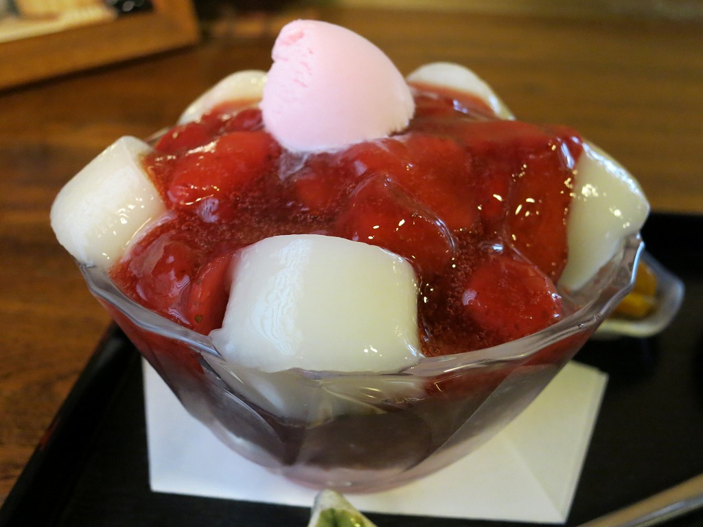 スイーツ巡査 tweet media