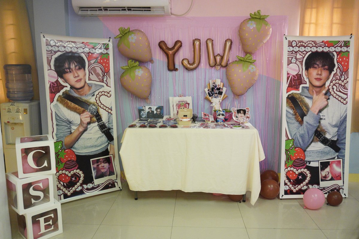 cupsandmemories's tweet photo. Appreciation post for everyone who made our first event unforgettable 💫

A Berry Special Day for Jungwon wouldn’t have been this meaningful without everyone who helped make it happen 💖

#ABerrySpecialDay #JungwonDay #KCM https://t.co/cdfjMK6uS8