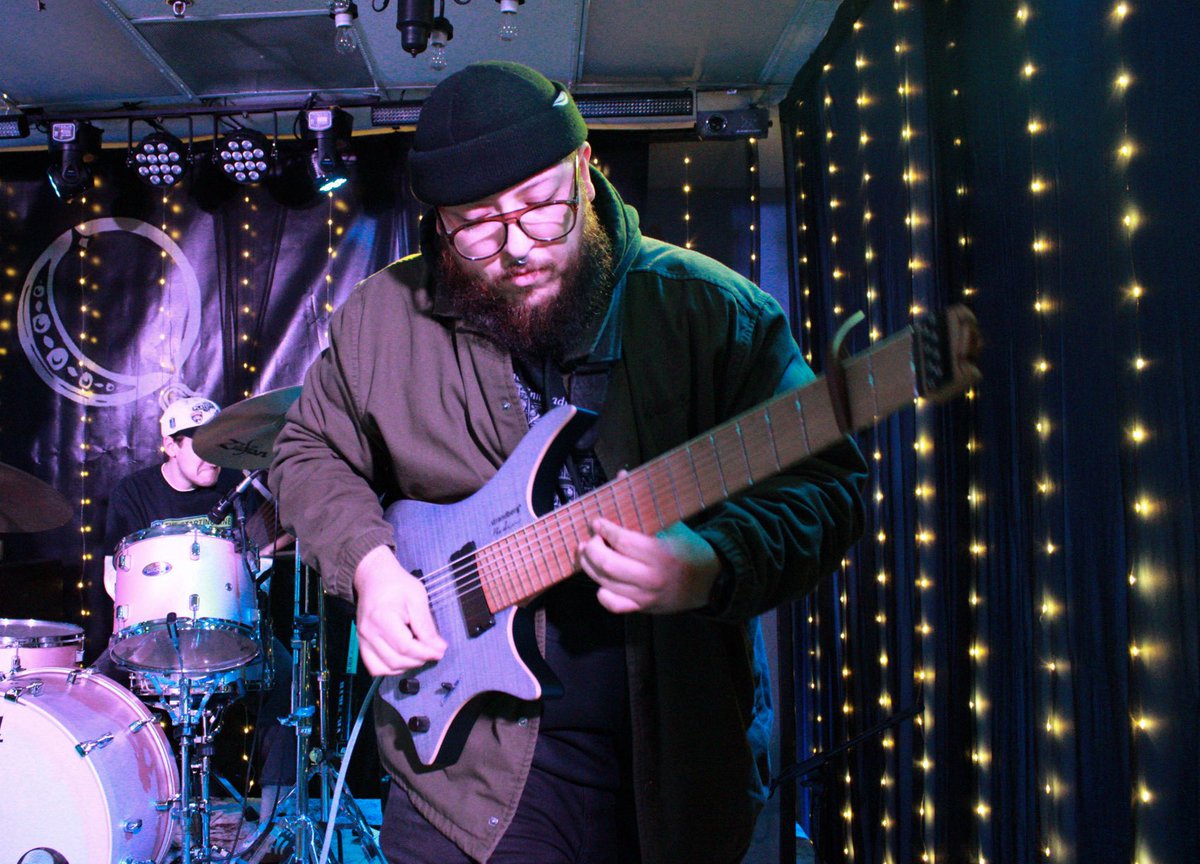 samantha tweet media