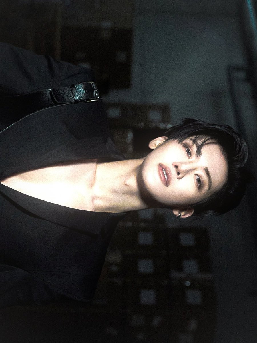 starring13augst's tweet image. FATHER OF THE YEAR