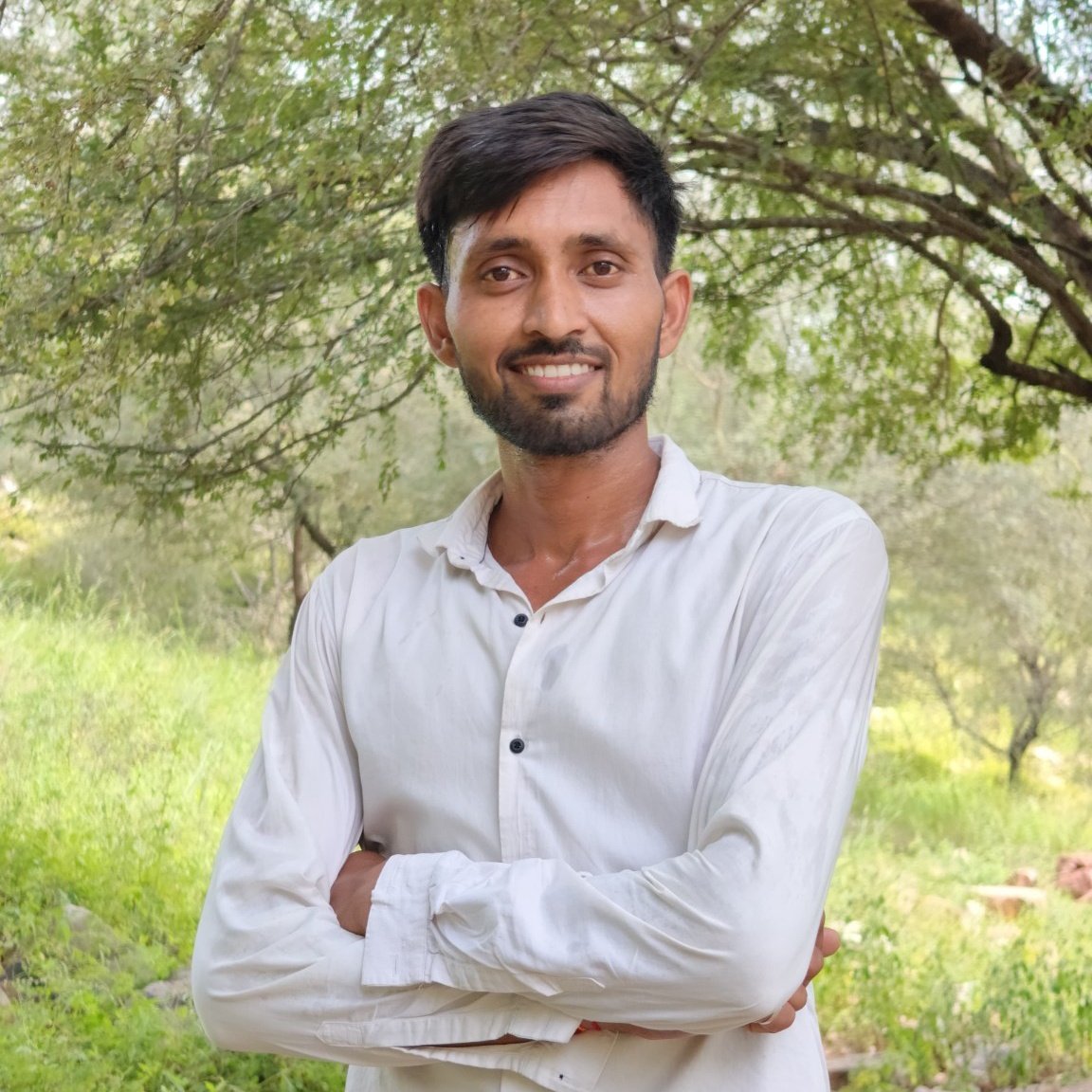 #NewProfilePic 
'' तुम्हारी मुस्कान से जीवन और भी खूबसूरत हो जाता है।" <a href="/IndrajGurjarinc/">Indraj Gurjar</a>