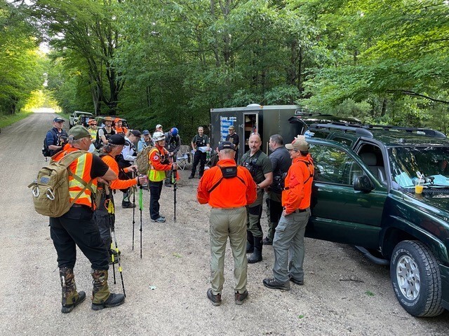 OttawaCountyEM's tweet photo. Hello Ottawa County residents,

Ottawa County Emergency Management is inviting community members to consider volunteering and becoming part of a team dedicated to protecting and supporting our county before, during, and after emergencies.

Volunteering with Emergency Management is more than lending a hand. It is an opportunity to make a meaningful difference while building connections with people who care deeply about their community.

Why volunteering matters

Volunteers are a vital part of emergency preparedness and response in Ottawa County. By volunteering, you can:

1. Help your neighbors during times of need and uncertainty
2. Support community preparedness efforts that make our county safer
3. Learn valuable skills related to emergency response and coordination
4. Meet new people and build lasting friendships with others who share a desire to help
5. Gain a strong sense of purpose and pride from serving your community

Many volunteers say the most rewarding part of their experience is knowing they helped someone on one of their worst days, or helped prevent an emergency from becoming worse.

How volunteers support Emergency Management
Volunteer opportunities may include assisting with community education and outreach, supporting emergency operations during activations, helping with training and exercises, or providing administrative and logistical support. Opportunities vary based on current needs, training requirements, and availability.

No matter your background, there may be a role that fits your interests, skills, and schedule.

How to get involved

To express interest in volunteering with Ottawa County Emergency Management:

1. Visit https://t.co/46d0M88e7x
2. Look for volunteer or contact information
3. Complete the volunteer interest form or contact our office for next steps

If a volunteer form is not listed, you may still reach out using the contact information on the page to request additional details.

What happens next

After you submit your interest, our team will follow up with information about available opportunities, training, and any onboarding steps.

Thank you for your interest in helping Ottawa County stay prepared, connected, and resilient. We appreciate those who are willing to step forward and serve their neighbors.

Sincerely,

Ottawa County Emergency Management