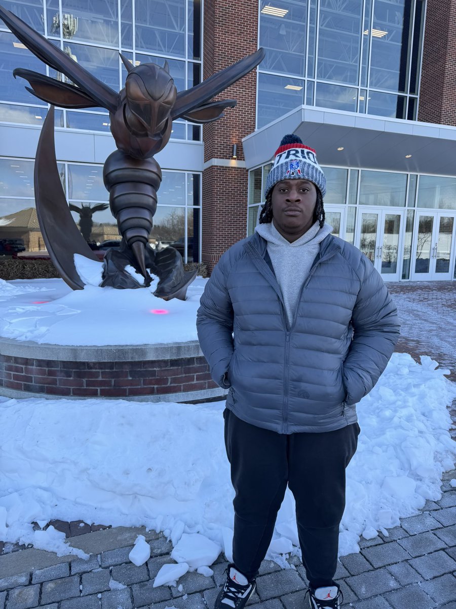 justinnsmithh's tweet photo. Really enjoyed my visit to Shenandoah University. Big thanks to @HBBauserman &amp; the rest of the SU staff for making this possible &amp; showing tons of love!

@BarringtonMorr4 @CoachPJHINES @ObieBoykin @CoachEddie20 https://t.co/ApZbMt9Hdg