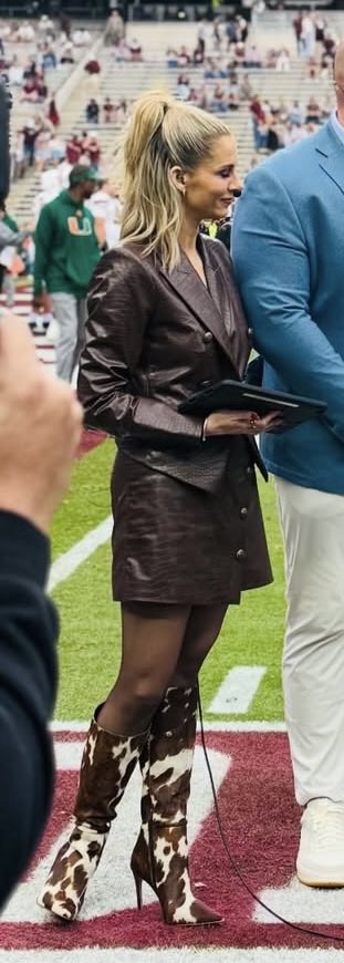 TV Tights tweet media