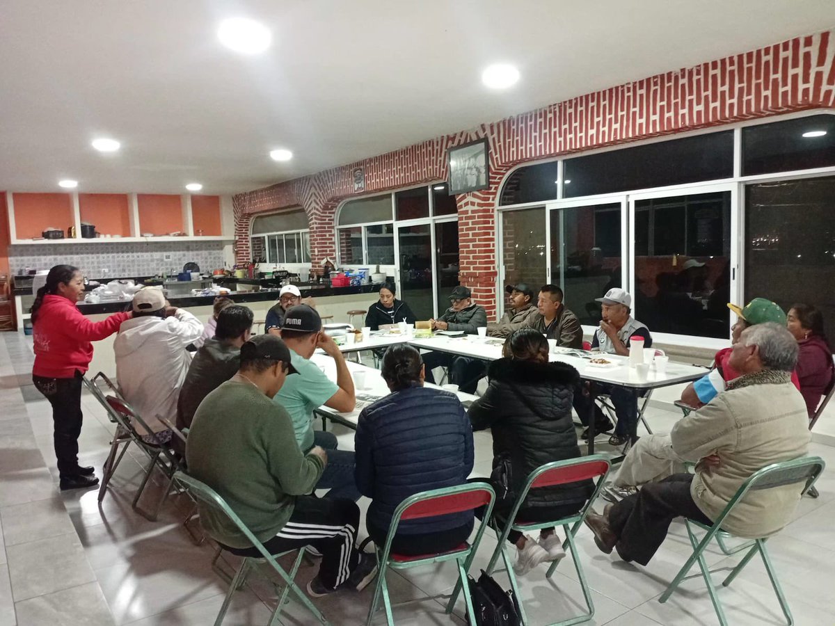 Buzos y las ideas del Maestro Aquiles
Juan Celis Aguirre

Lo que hace el presidente de Estados Unidos, para intentar levantar la tasa de retorno de ganancia de los capitalistas y de los monopolios es provocar guerras en todo el mundo...

Artículo completo: facebook.com/share/p/1M9UCf…