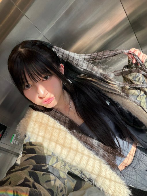 秋月莉緒のTwitter画像18