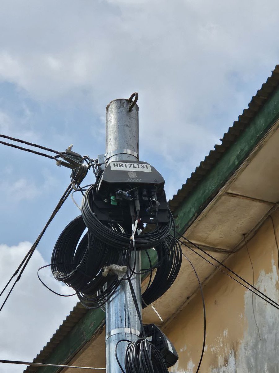 JayWrytes's tweet photo. Top of the day.

#MTN Fiber X is seriously disappointing customers in Abesan Estate. They collected our money to provide internet services, but once there is a problem, they stop responding. This is not the first time we are experiencing this issue.

#CustomerCare #PoorService https://t.co/i6FTsZ6zdV