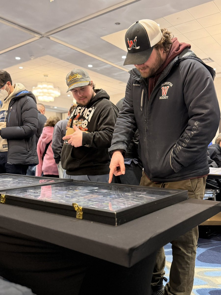 The Best Flippin' Card Show tweet media