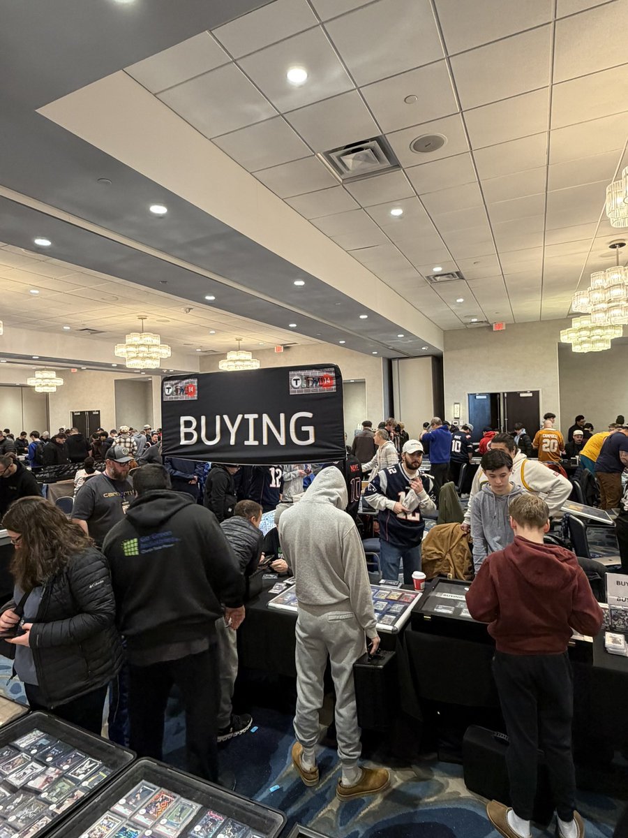 The Best Flippin' Card Show tweet media