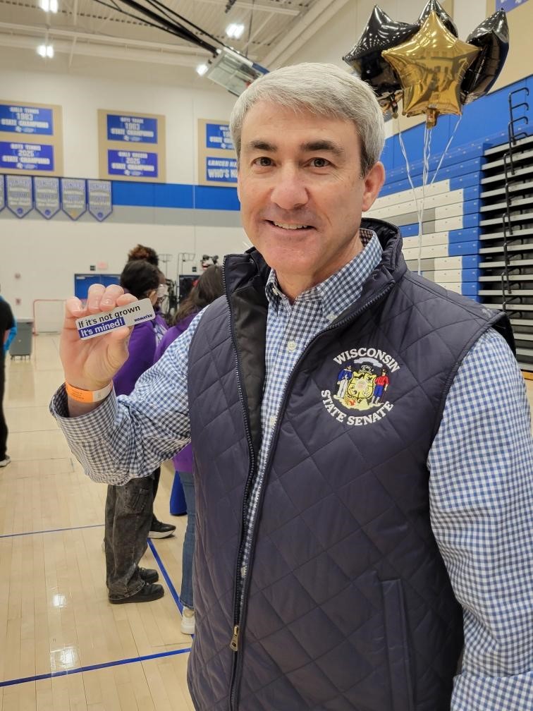 Sen. Rob Hutton tweet media