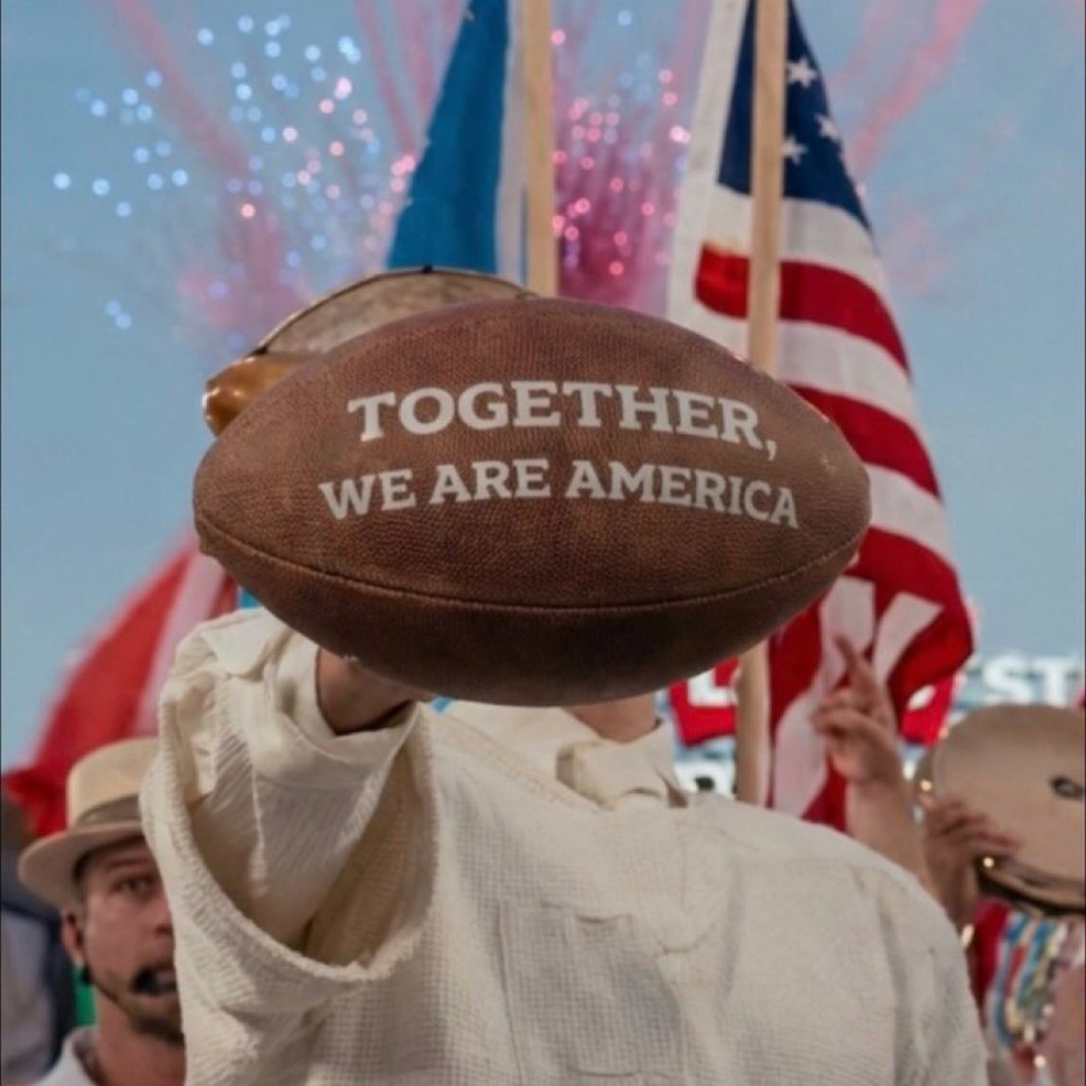 No todos conectan con lo que marca época, y está bien. Siempre habrá público para lo clásico… y para la queja. #SuperBowlLX