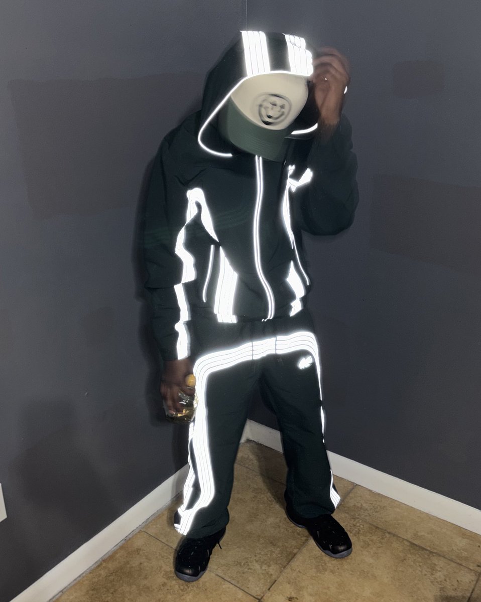 thereaper904's tweet photo. #chickpleasermoneygetter https://t.co/W2FILhc0xq