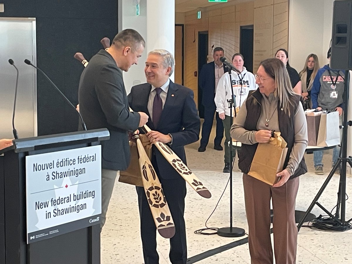 Services publics et Approvisionnement Canada tweet media