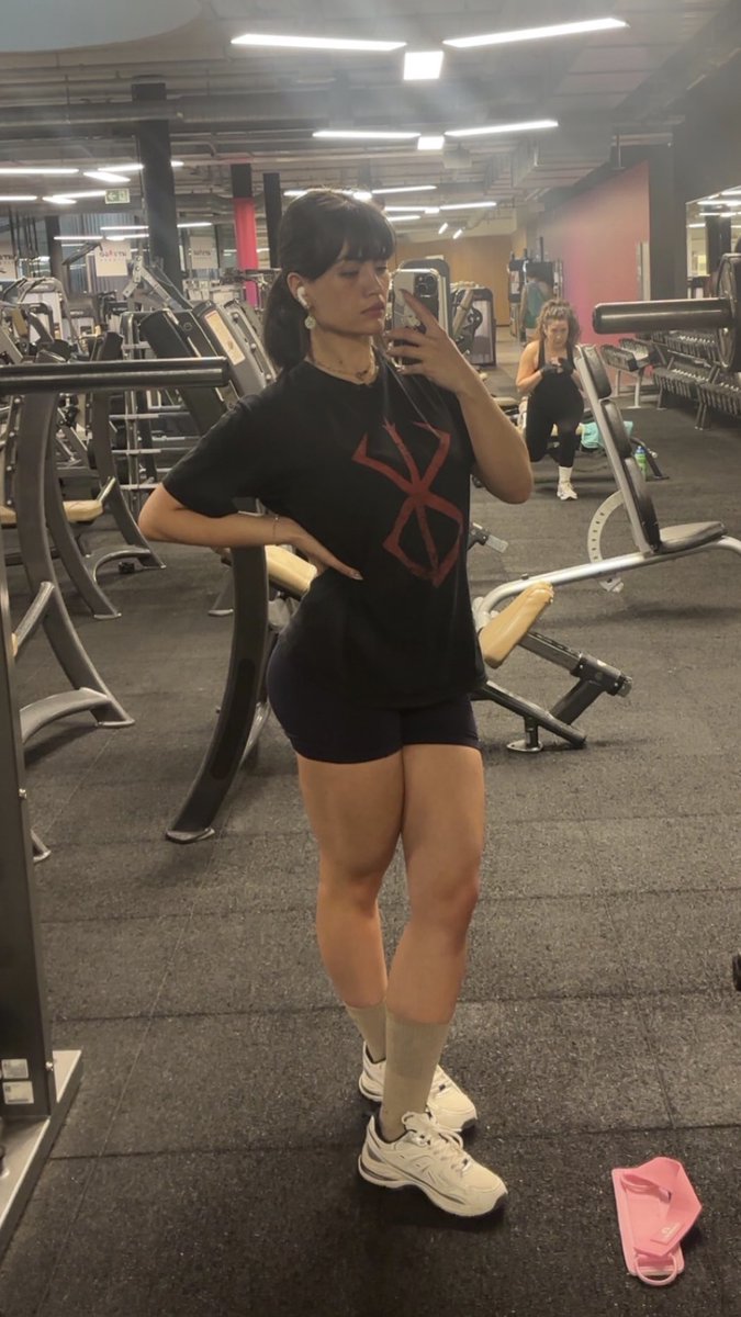 carrmint メ tweet media