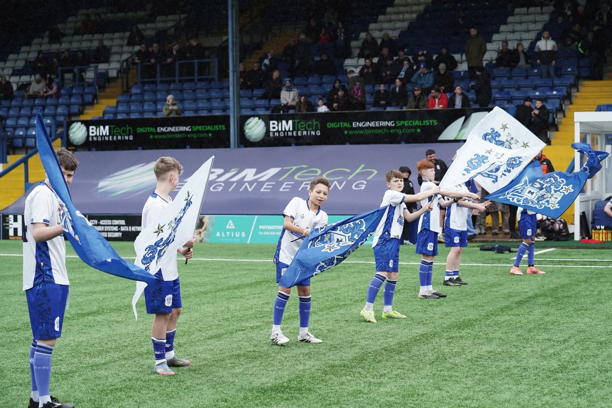 Bury FC Juniors tweet media