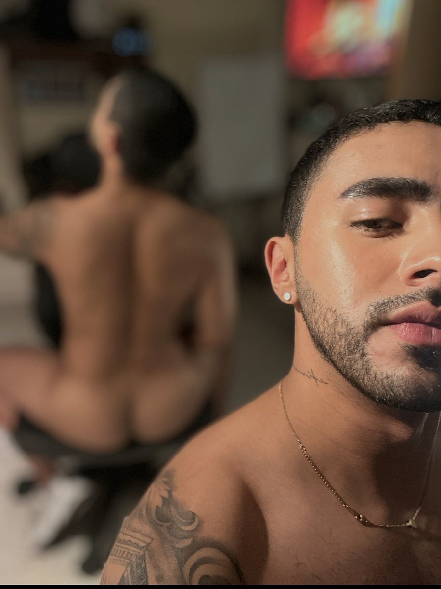 Eros_Houston1's tweet photo. What if we go beyond… 
#Cam4 #LatinKing https://t.co/GXHgfPpRjQ