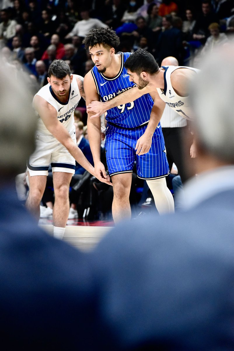 Doug_DeVos's tweet photo. It was so fun to see the @OrlandoMagic representing the @NBA on a global stage a few weeks ago in Berlin and London. Being back in London was especially meaningful, we even stayed in the same hotel our family did in 1997 when Dad received his heart transplant.

That experience ultimately led my dad to write the book Hope From My Heart, a powerful story we had the opportunity to share with the team and @Amway Business Owners while visiting.