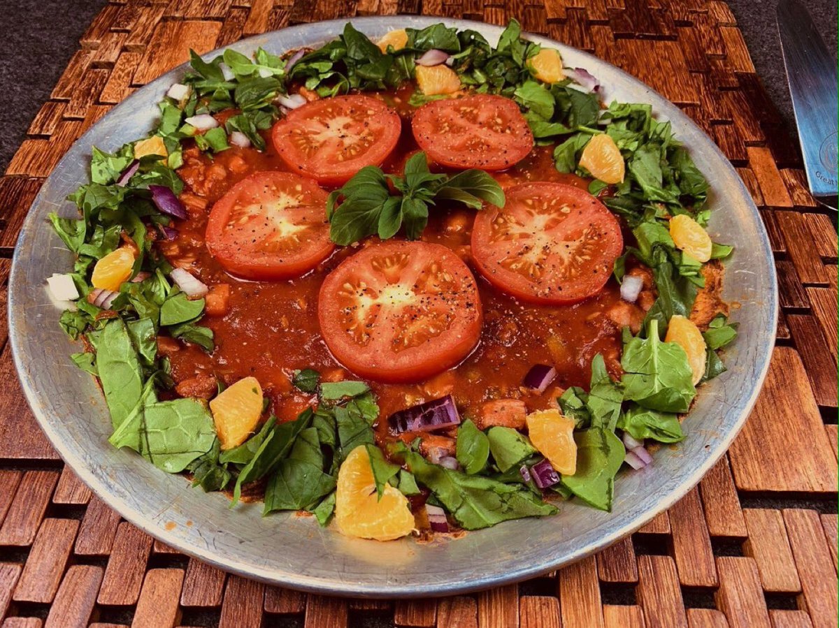 GGoodtaste's tweet image. Good #NationalPizzaDay all! Here’s an Italian flavor pizza  recipe to celebrate ~Saucy Pizzetta Spaghetti Squash features fresh tomatoes &amp;amp; Italian tomato sauce topped w/ ham, sweet peppers, and a soft spaghetti squash crust. Find all the details ⬇️ 🍕#PizzaDay