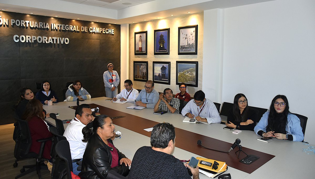 apicampeche's tweet image. En la #Apicam procuramos un ambiente laboral positivo para nuestros colaboradores.

Por ello, personal de la #CODHECAM impartió la plática “Resolución de Conflictos”, para fomentar valores, como la tolerancia y el respeto.

¡Fomentando las relaciones saludables!