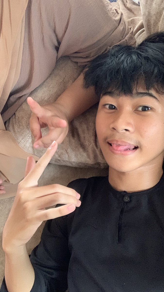 Manhitam tweet media