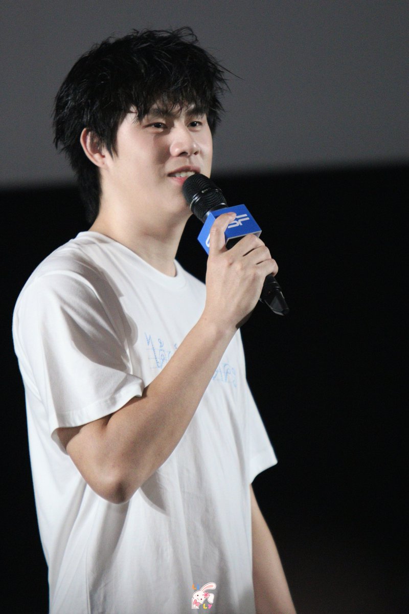 บ้อกแบ้กนิ🫳🏻🐶

WINNYSATANG SAMRUAY X HR

#SFxWinnySatangSamruay
#winynny